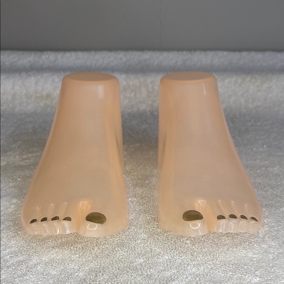 Vintage Pair of Hard Plastic Adult Foot Shoe Display Mannequins (9in) [A] - Picture 2 of 6